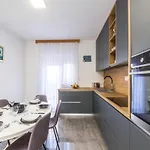 Feriehus Mihael House *