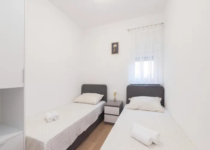 Semesterbostad Mihael House Zadar